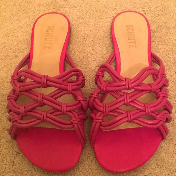 SCHUTZ Soffy Flat Sandal Woven Leather Slides Very Pink Fuchsia - Picture 1 of 5
